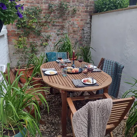 Annette'S Place, Greenwich Garden Apartment, London Exterior photo